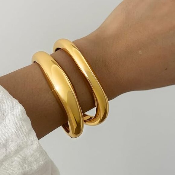 Gorgeous Chunky Gold Bangles for Women, 14k Gold Plated Twisted Hinged Stackable - Picture 3 of 5